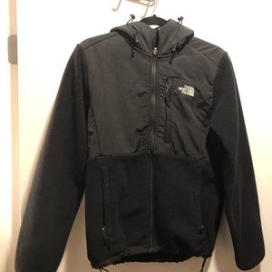 Women’s Black North Face Hooded Denali Jacket - M